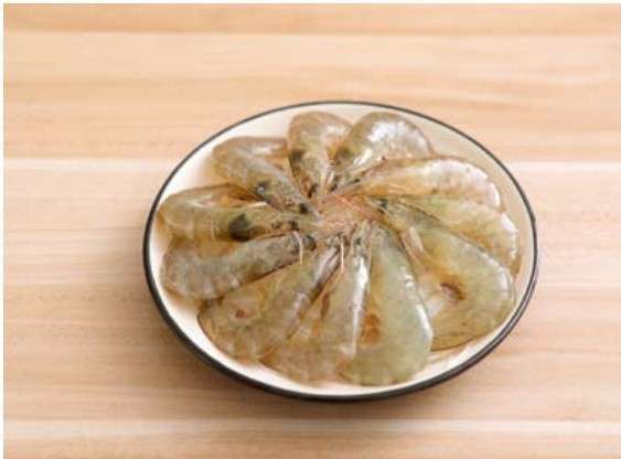图片[4]-蒜蓉蒸虾怎么做-蒜蓉蒸虾的做法