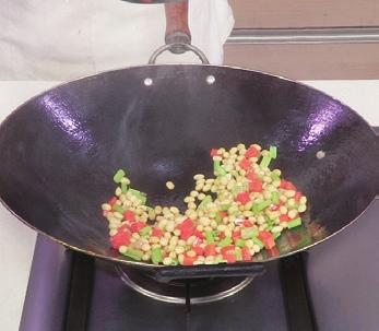 图片[4]-芹菜炒黄豆怎么做-芹菜炒黄豆的做法