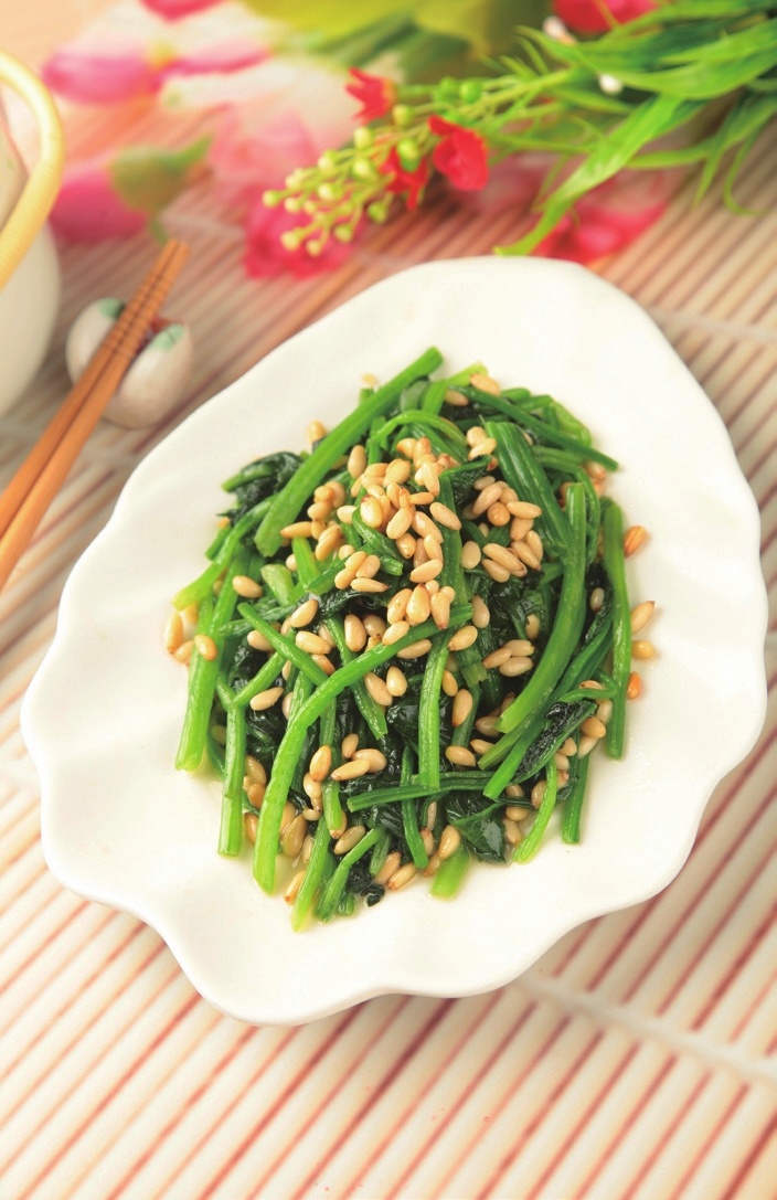 松仁菠菜怎么做-松仁菠菜的做法