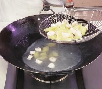图片[3]-口蘑焖土豆的做法-口蘑焖土豆怎么做