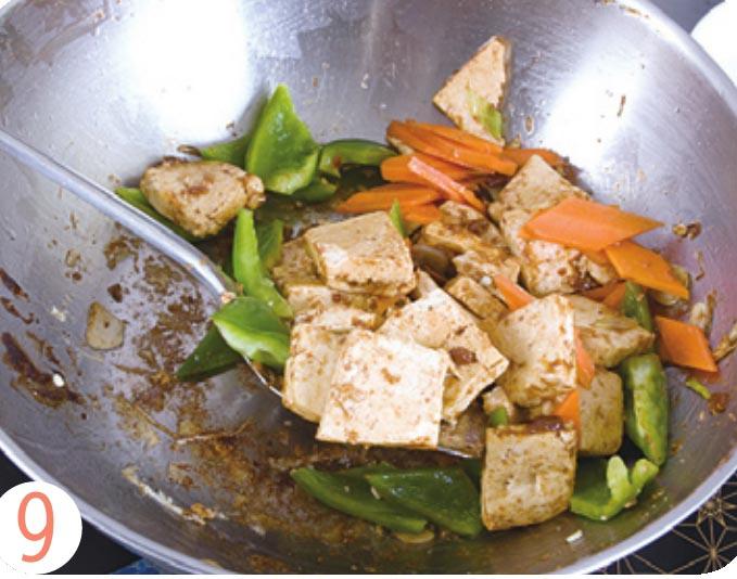 图片[11]-青椒炒豆腐怎么做-青椒炒豆腐的做法