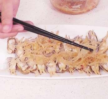 图片[5]-蒜蓉蒸蛏子怎么做-蒜蓉蒸蛏子的做法